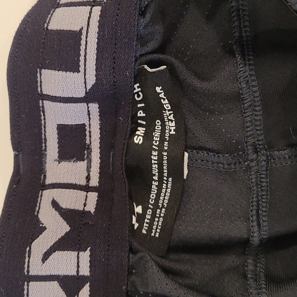 Under Armour - Picture 3 of 5